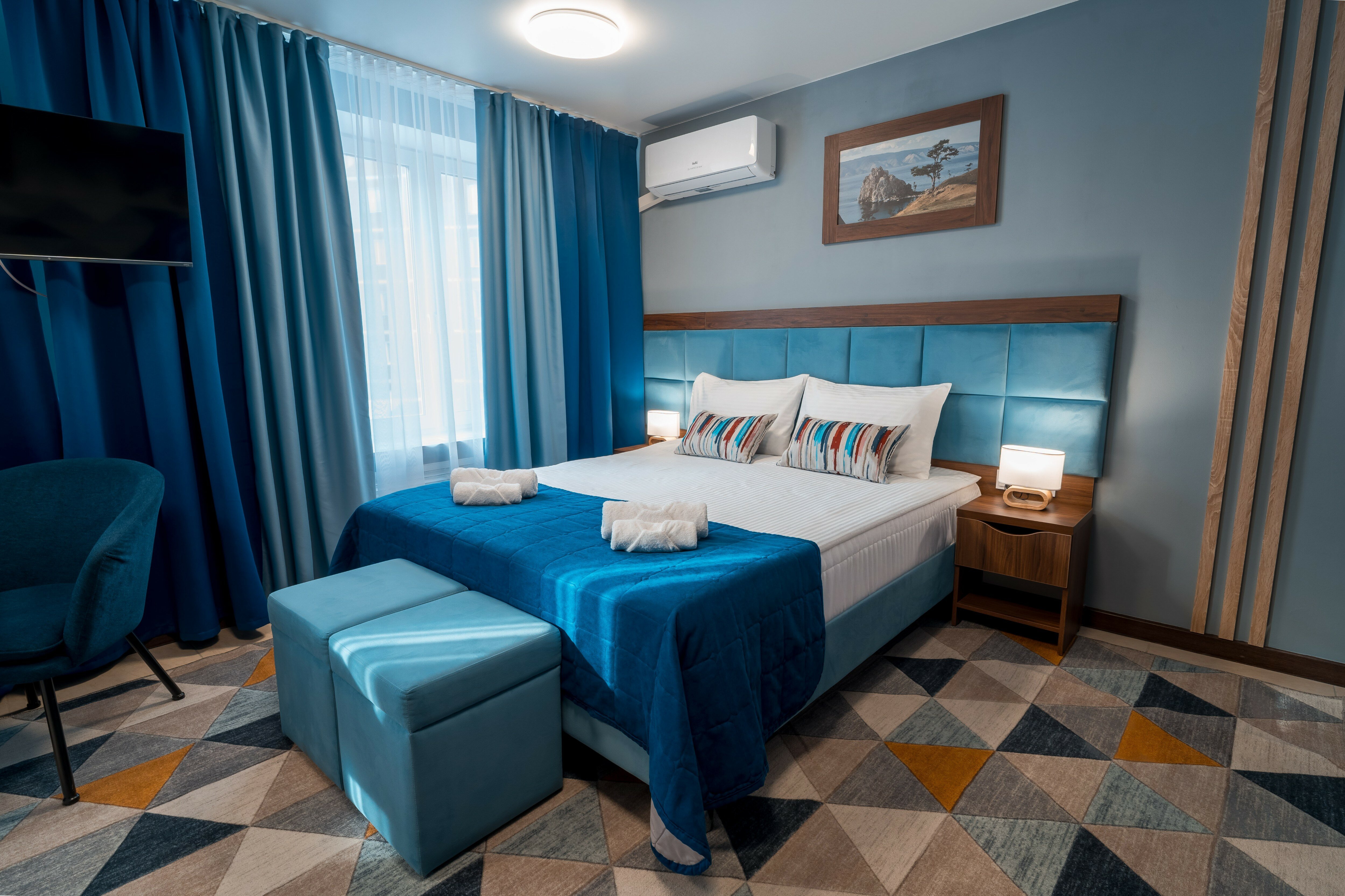 Фото отеля 1