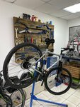 Velovorot (Shabolovka Street, 38), bicycle shop