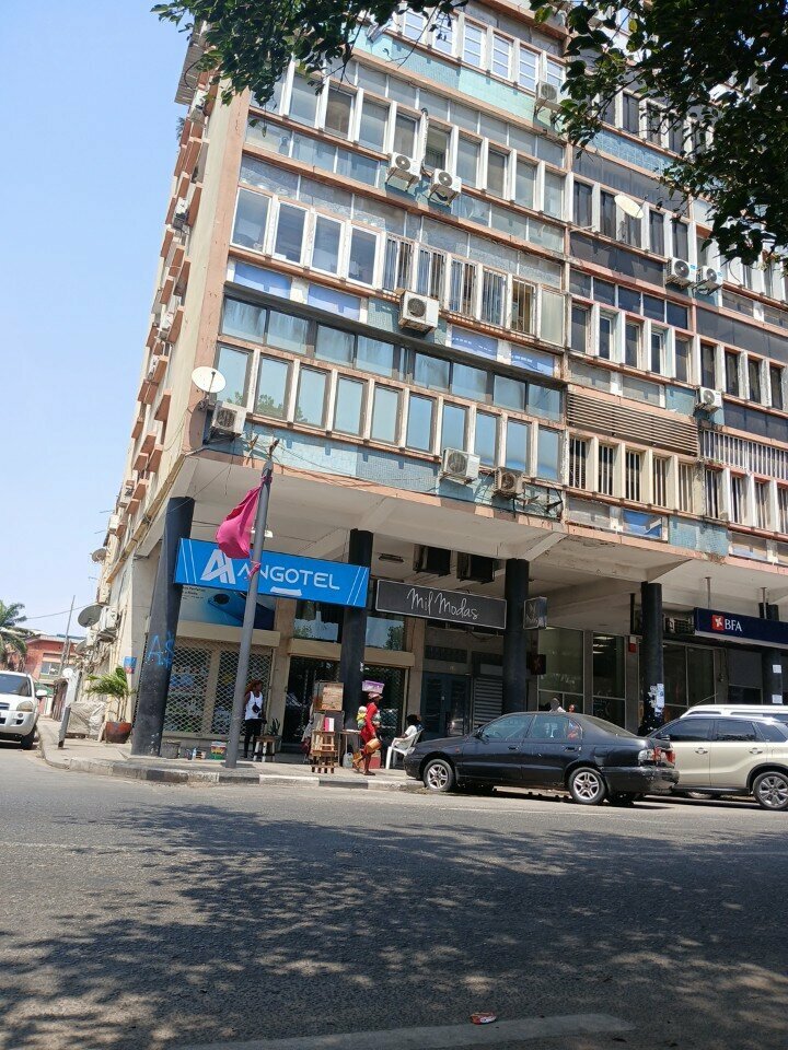 Items for mobile phones Angotel, Loanda, photo