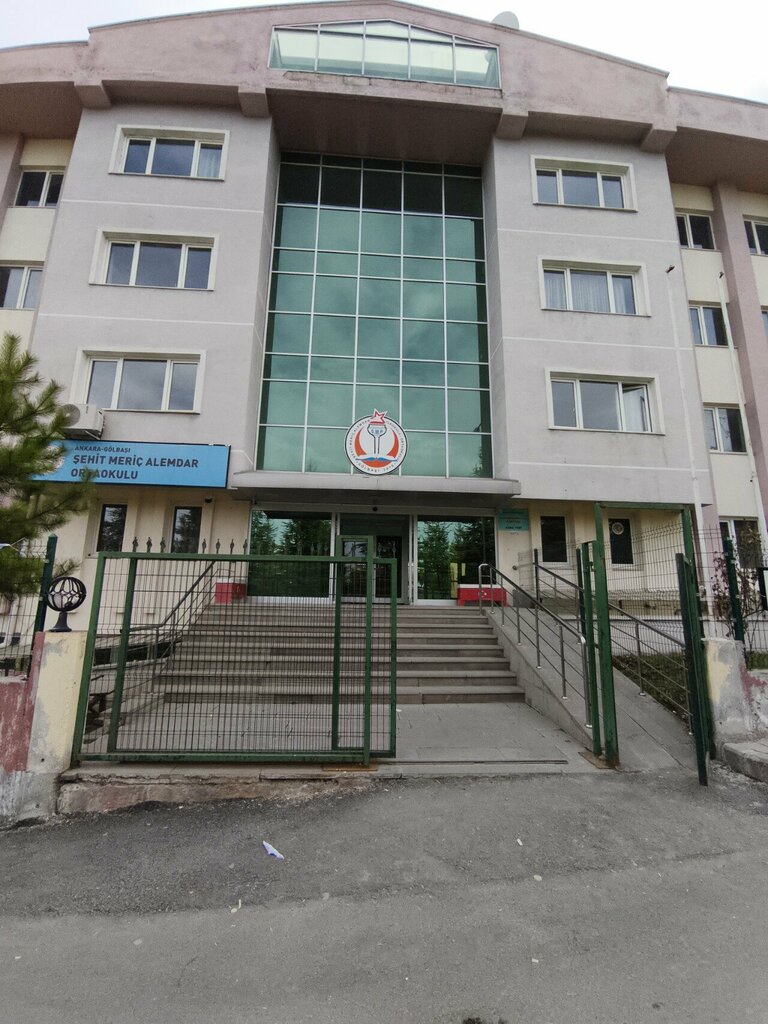 Primary school Martyr Meric Alemdar Primary School, Ankara, photo