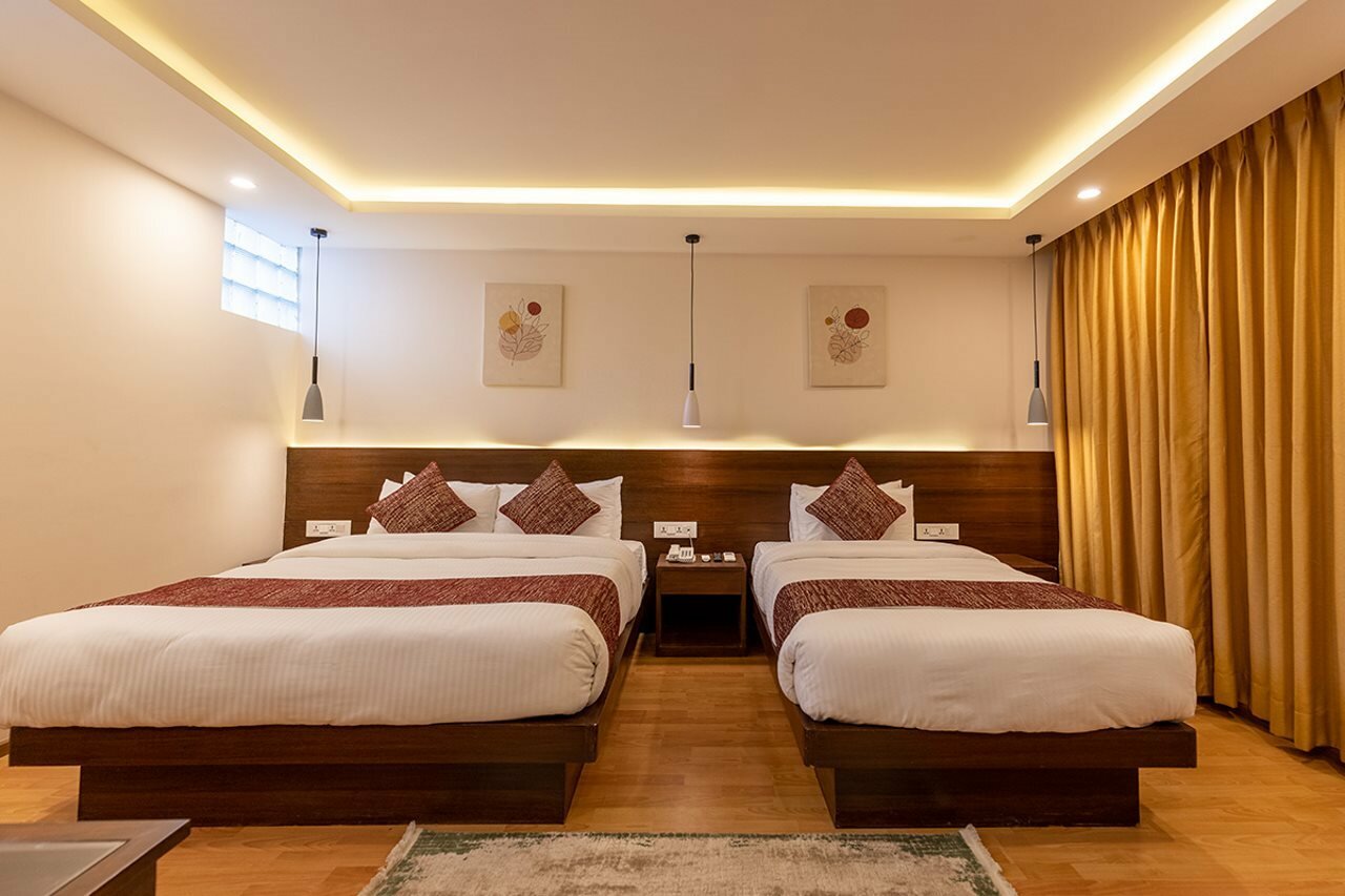 Фото Apex Business Hotel