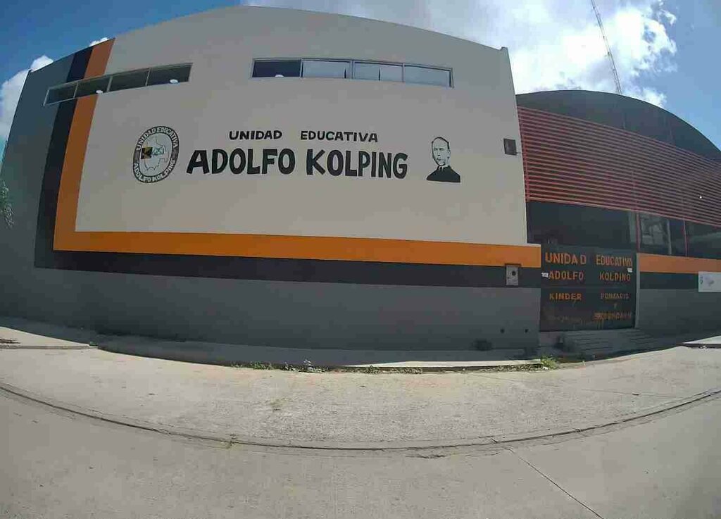 Private school Colegio Adolfo Kolping, Santa Cruz de la Sierra, photo