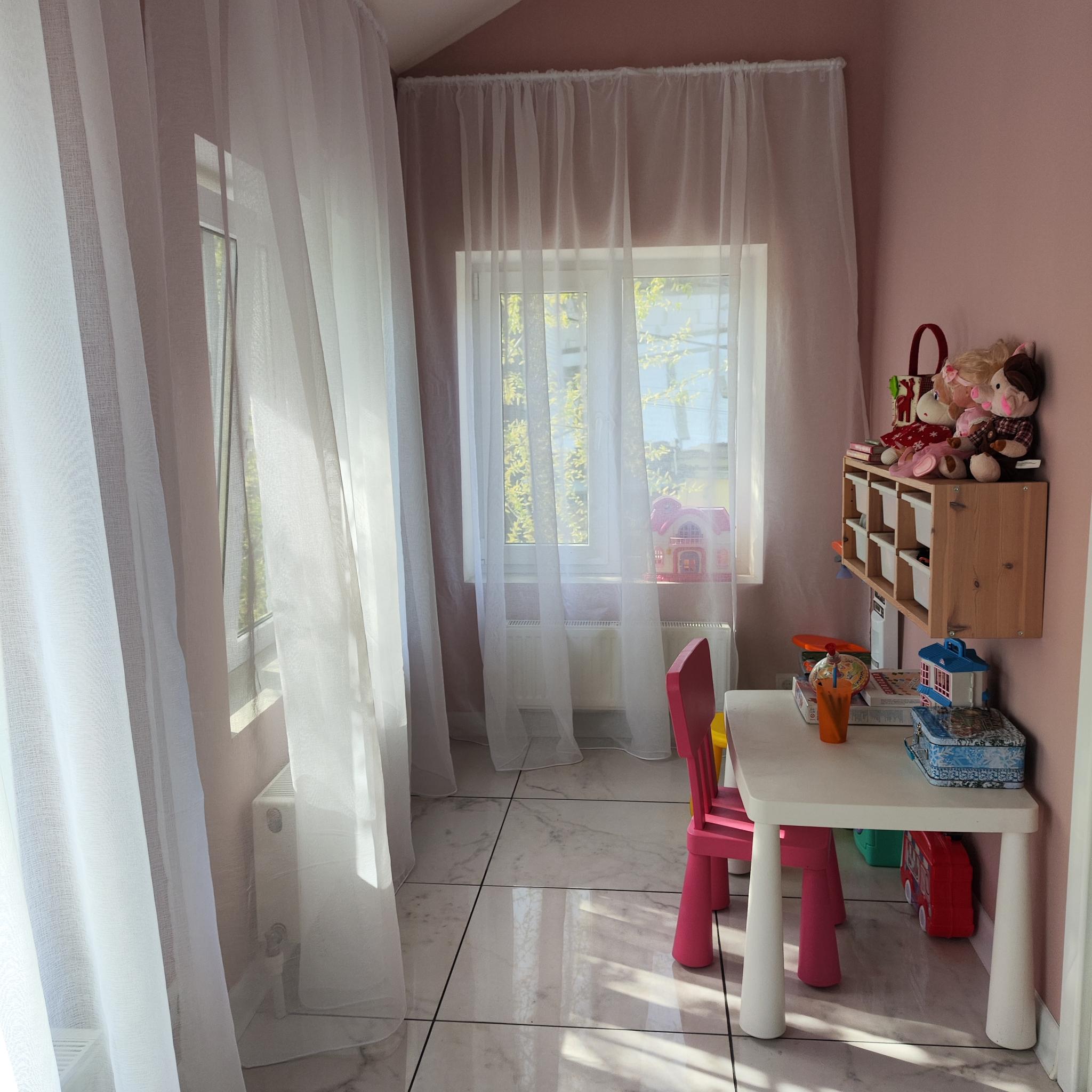 Фото Белоснежный дом в историческом центре