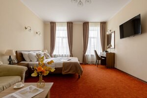 Solo на Владимирской