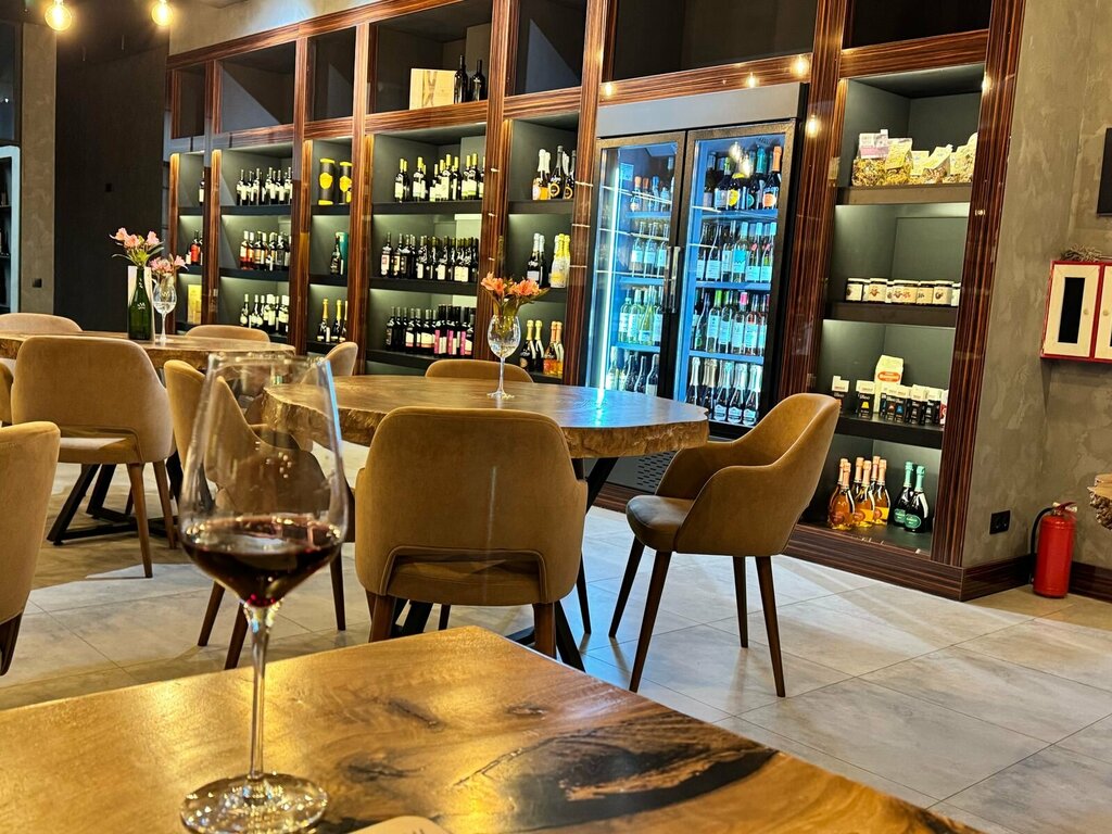 Alcoholic beverages 1Vine Vinoteca, Tashkent, photo