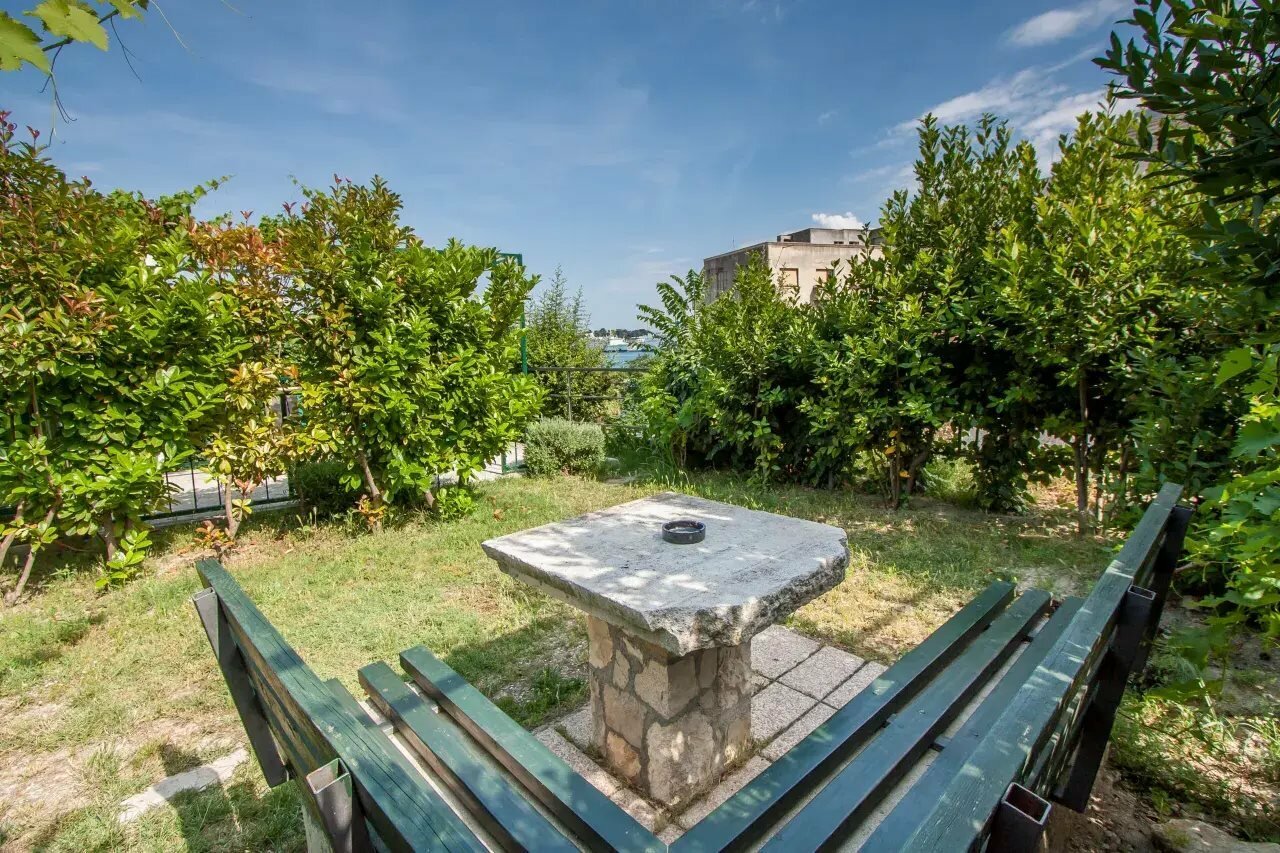 Фото Garden Apartment Hotel
