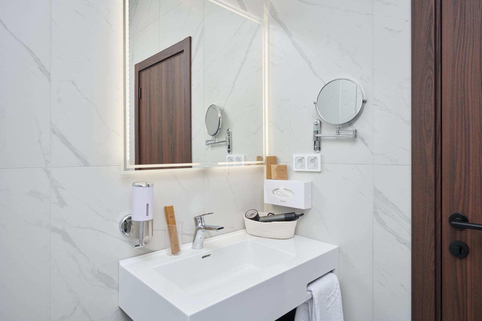 Фото Aura City Hotel