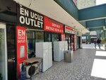 Defective White Goods TV (Istanbul, Sisli, Sehit Ahmet Street, 4G) ، متجر ملابس