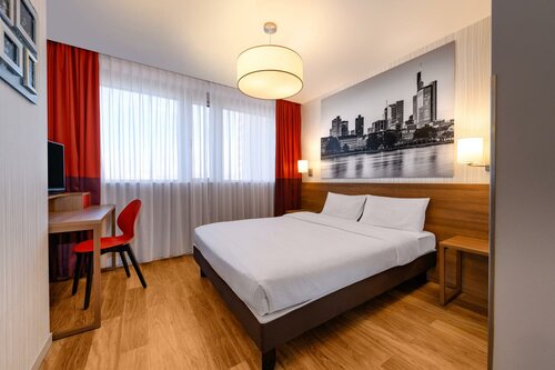Внешний вид отеля Aparthotel Adagio Frankfurt City Messe в Франкфурте-на-Майне, фото 5