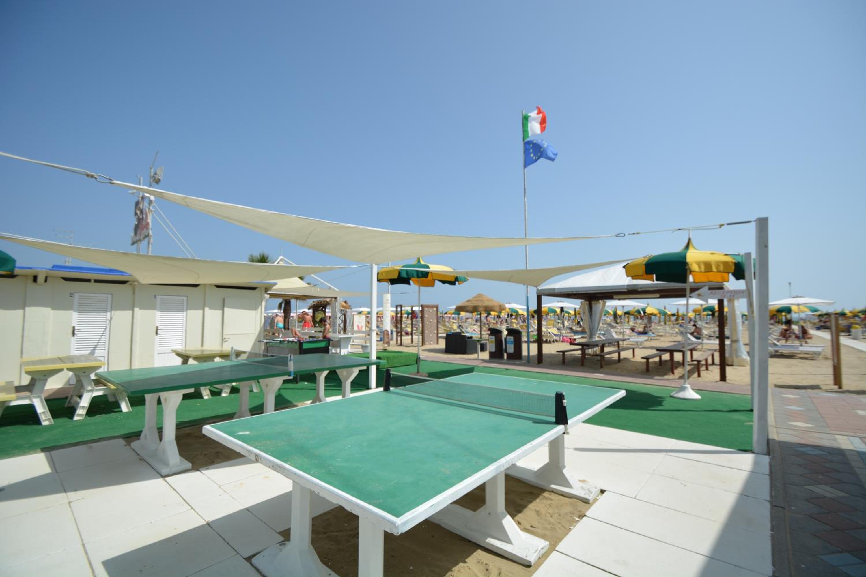 Фото Hotel Lotus