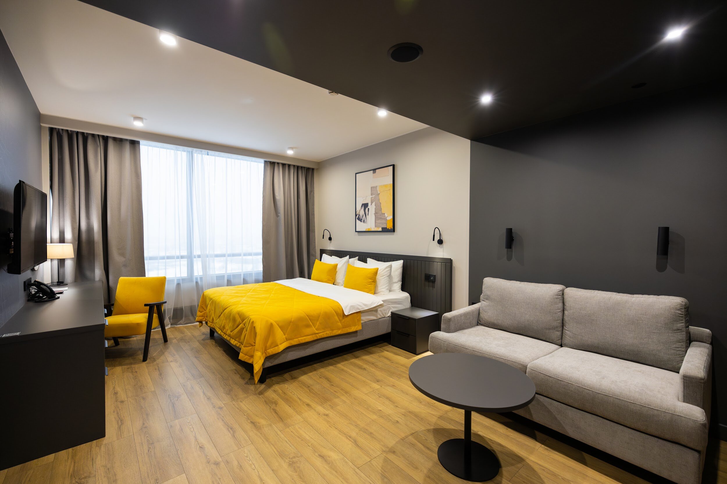 Фото отеля 1