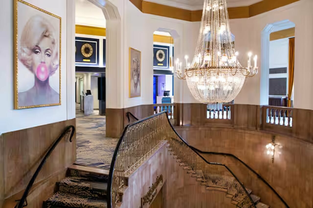 Фото Crowne Plaza Niagara Falls Fallsview