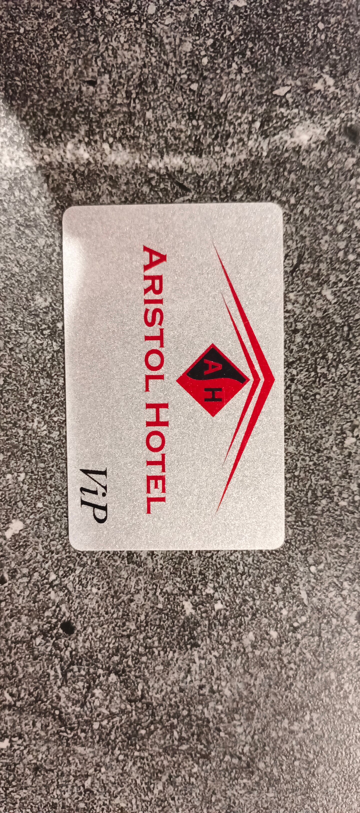 Фото Аристоль