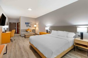 Гостиница Comfort Suites