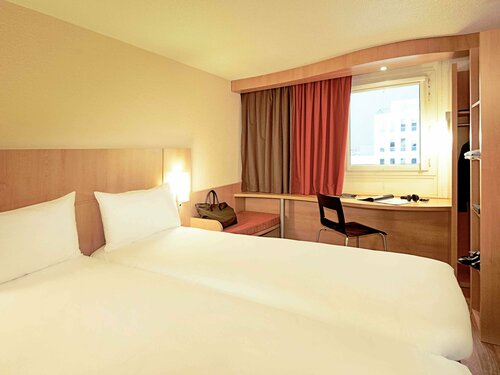 Гостиница ibis Paris Coeur d'Orly Airport