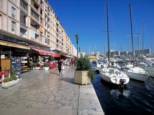 Гостиница Ibis Styles Toulon Centre Port в Тулоне