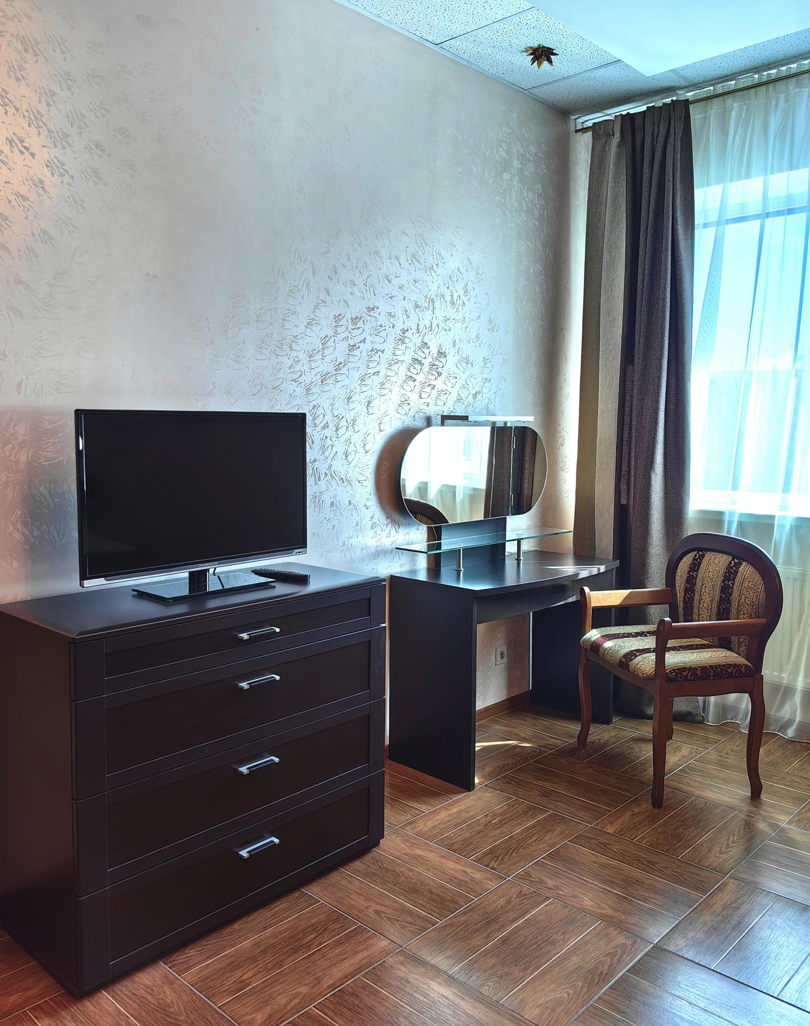 Фото Владимир-Плаза