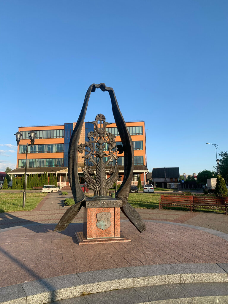 Monument, memorial Возрождение Слуцкого пояса, Slutsk, photo