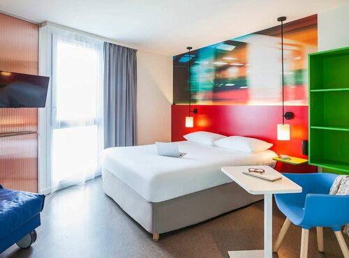 Гостиница Ibis Styles Clermont Ferrand Le Brezet Aeroport в Клермон-Ферране