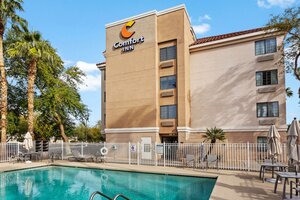 Гостиница Comfort Inn Chandler - Phoenix South I-10 в Чендлере