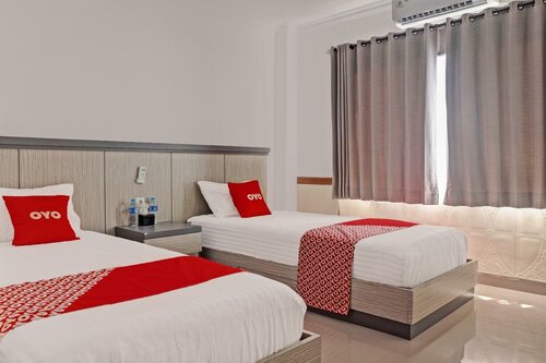 Гостиница Oyo 92518 De Luna Hotel в Мартапуре