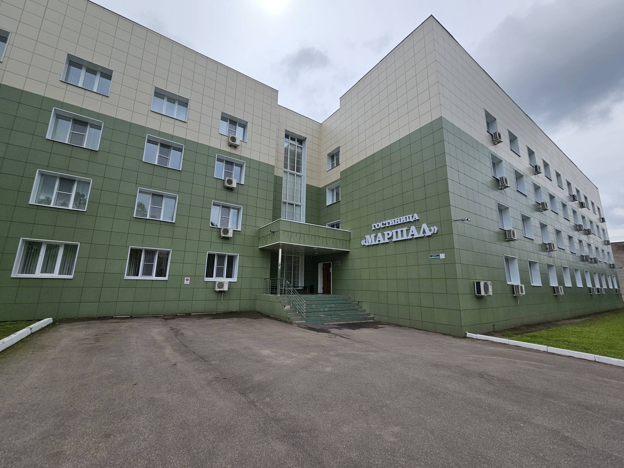 Фото отеля 1