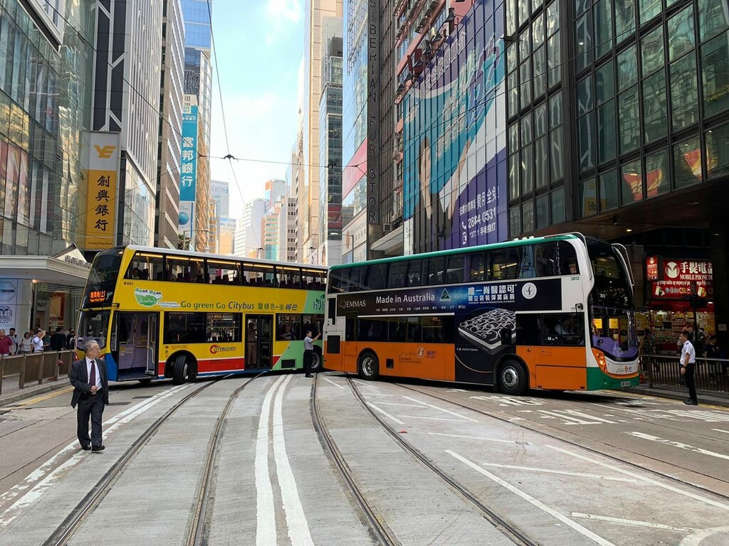 Public transport stop Pedder Street, Hong Kong, photo