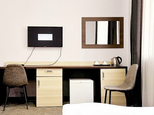 Внешний вид отеля Tour Asia в Бишкеке, фото 5