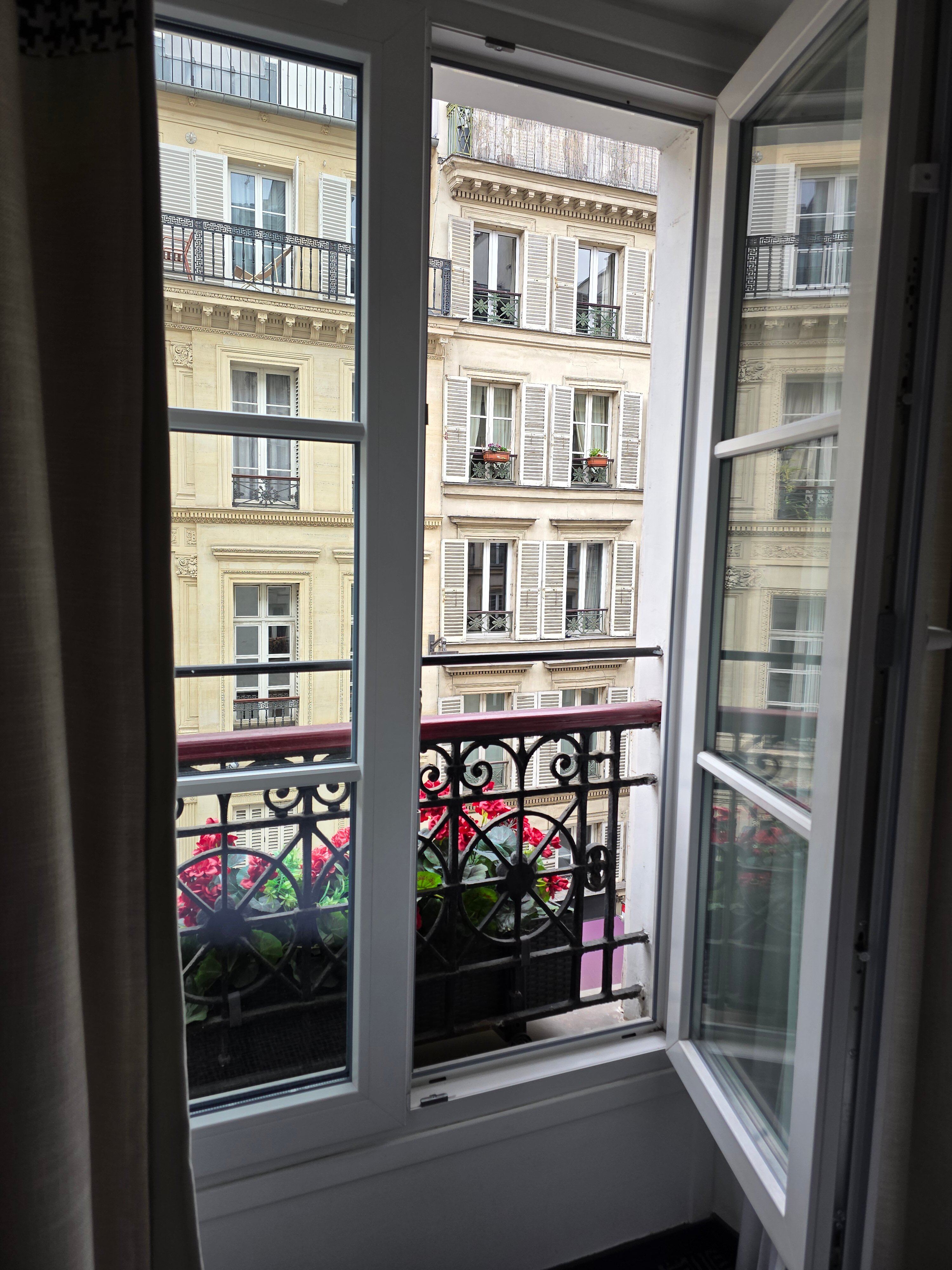 Фото Hotel George