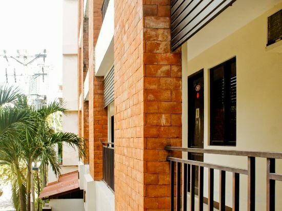 Фото RedDoorz Plus @ Mabolo Cebu