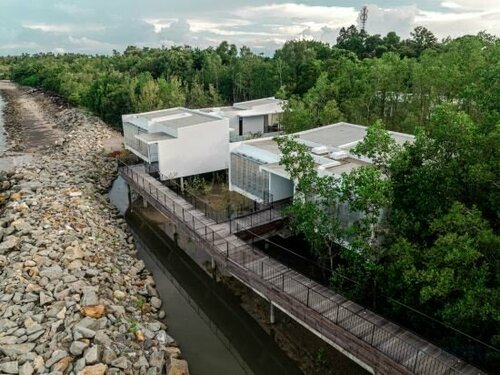 Внешний вид отеля Cove 55 в Кампунге Сантубонге, фото 5