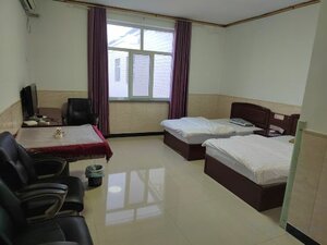 Alxa Zuoqi Jinmu Business Hotel (No. 10 Jiaxing Road, Luanjing Community, Jia Town), hotel