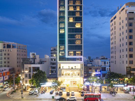 Фото Luxtery Hotel