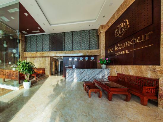 Фото De L'amour Hotel