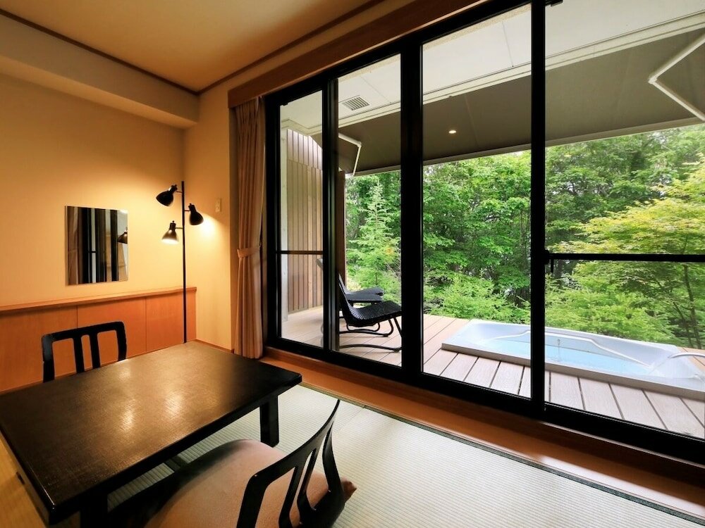 Фото Oku-Nikko Hotel Shikisai