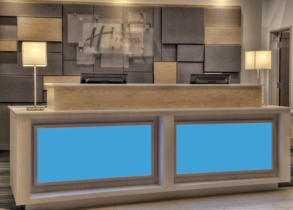 Фото Holiday Inn Express & Suites Victoria Colwood by IHG