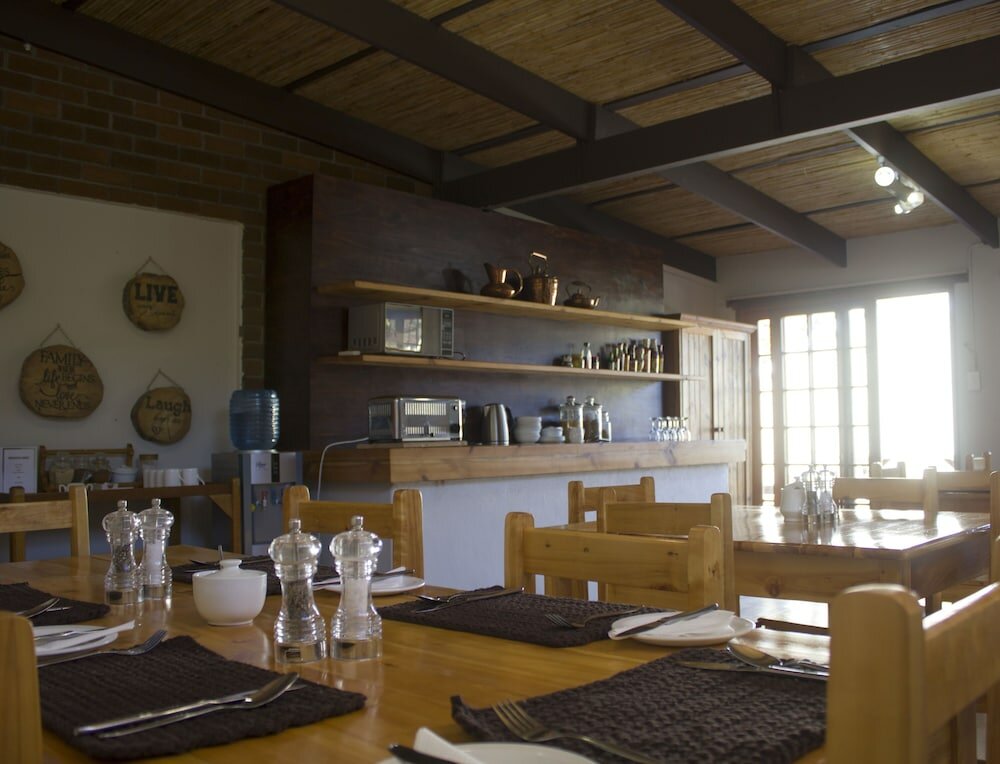 Фото Aan Die Oewer Guest House