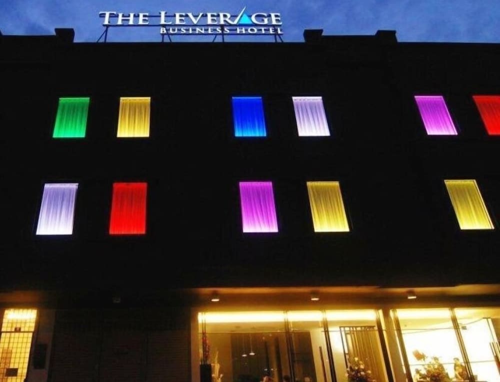 Фото The Leverage Business Hotel Mergong