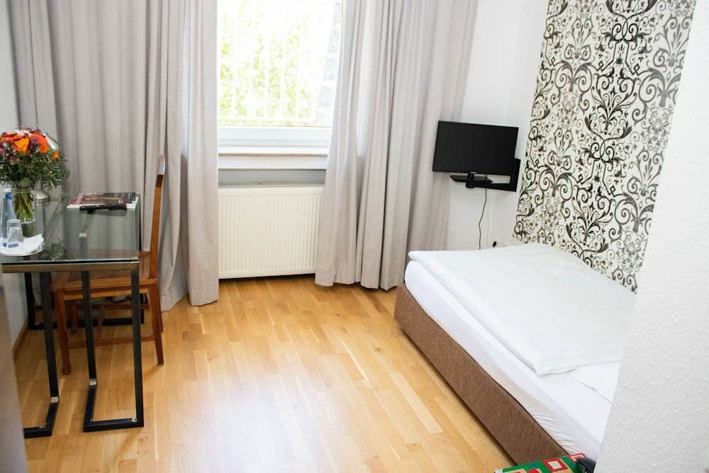 Фото Hotel Stern