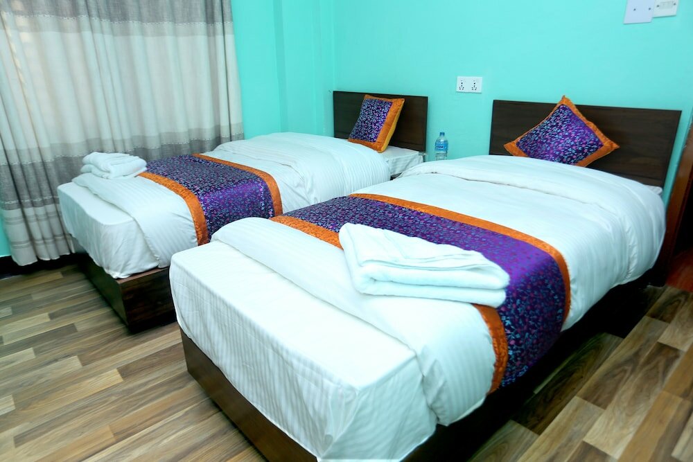 Фото Hotel Rising Home