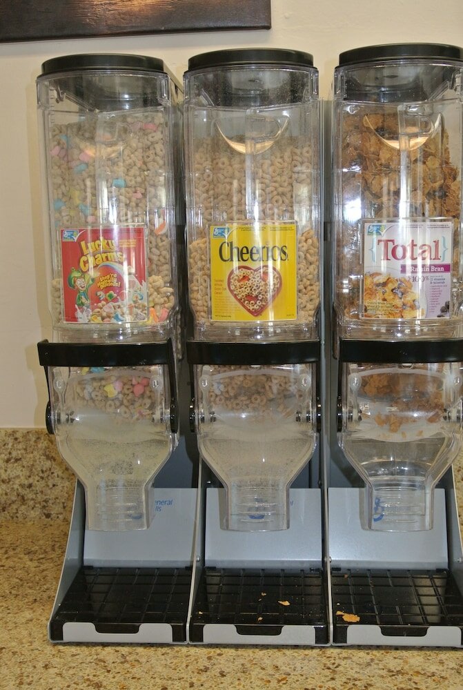 Фото Vino Inn & Suites