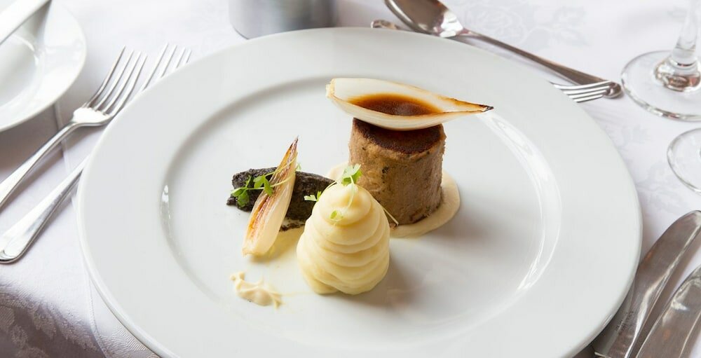 Фото The Knoll House