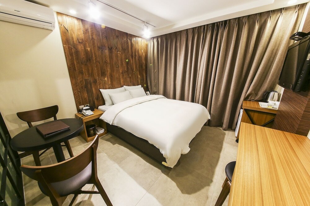 Фото Hotel Kobos