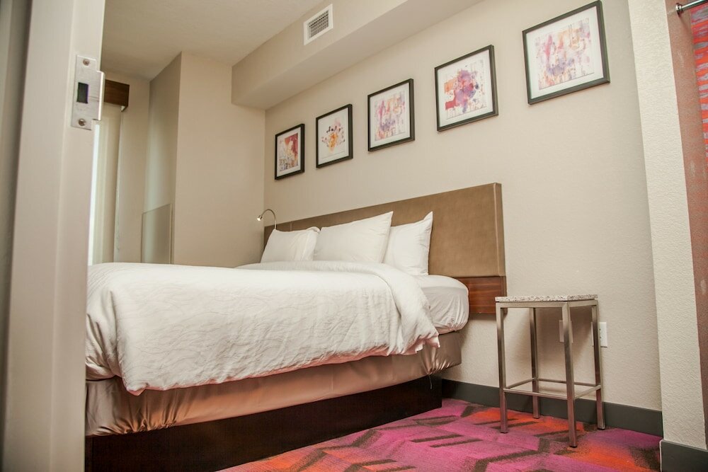 Фото Hilton Garden Inn Tampa Suncoast Parkway