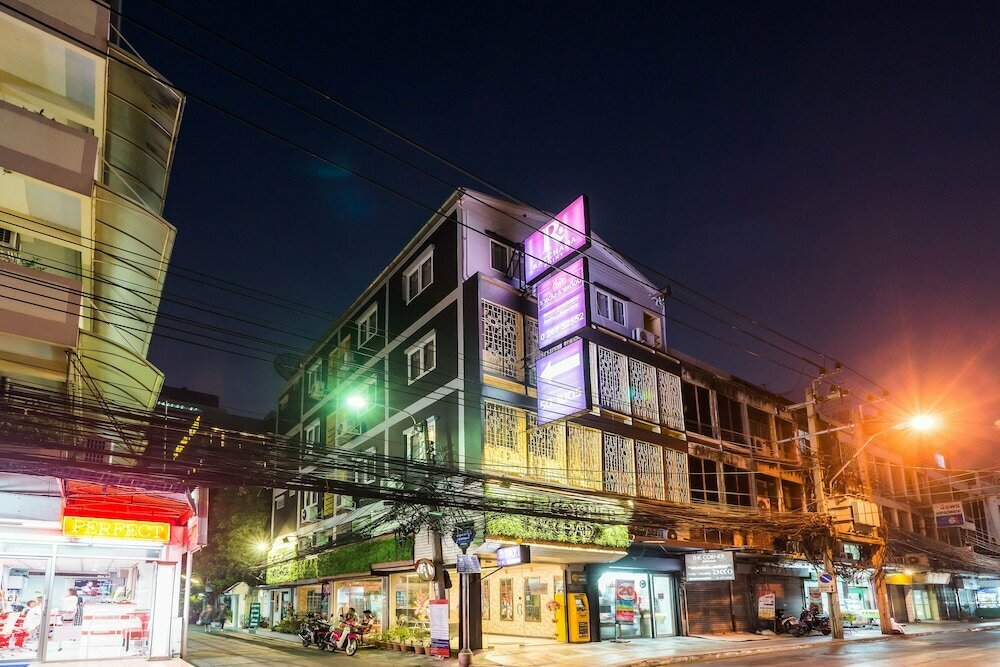 Hotel The Corner Ratchada, Bangkok, photo
