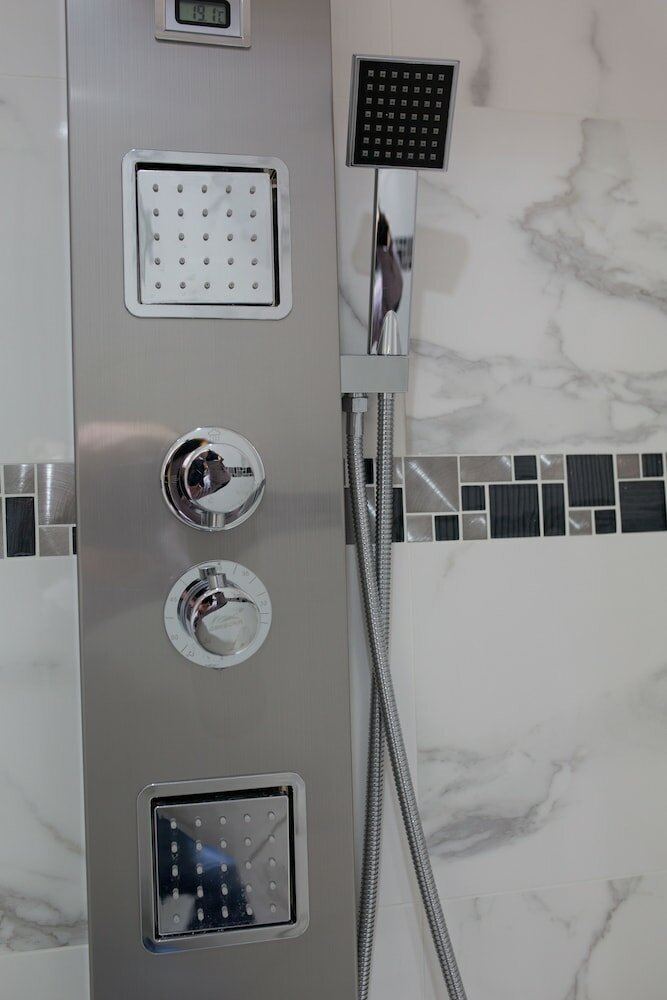 Фото Les Barmonts