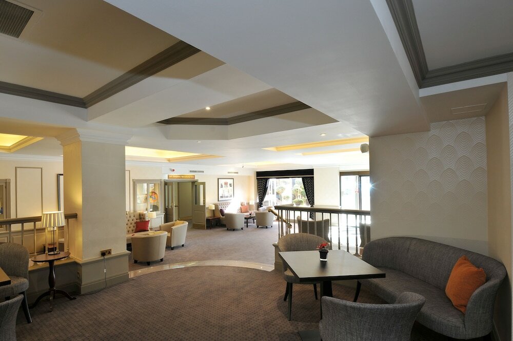 Фото The Bromley Court Hotel