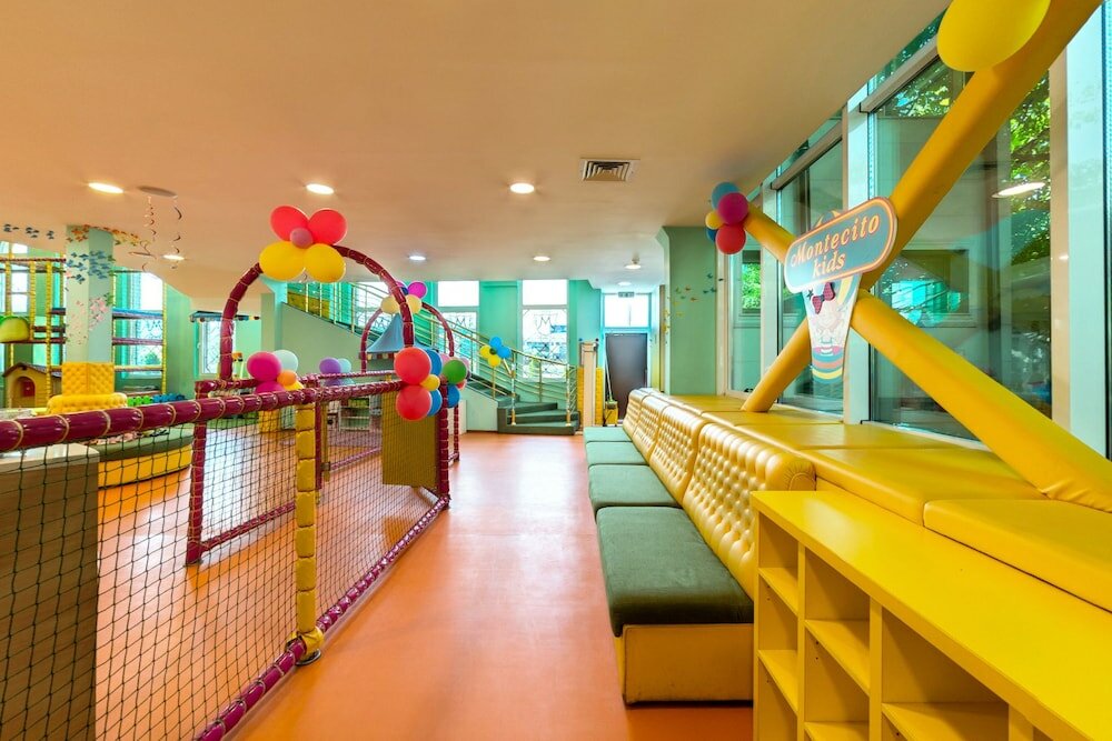 Фото Montecito Hotel