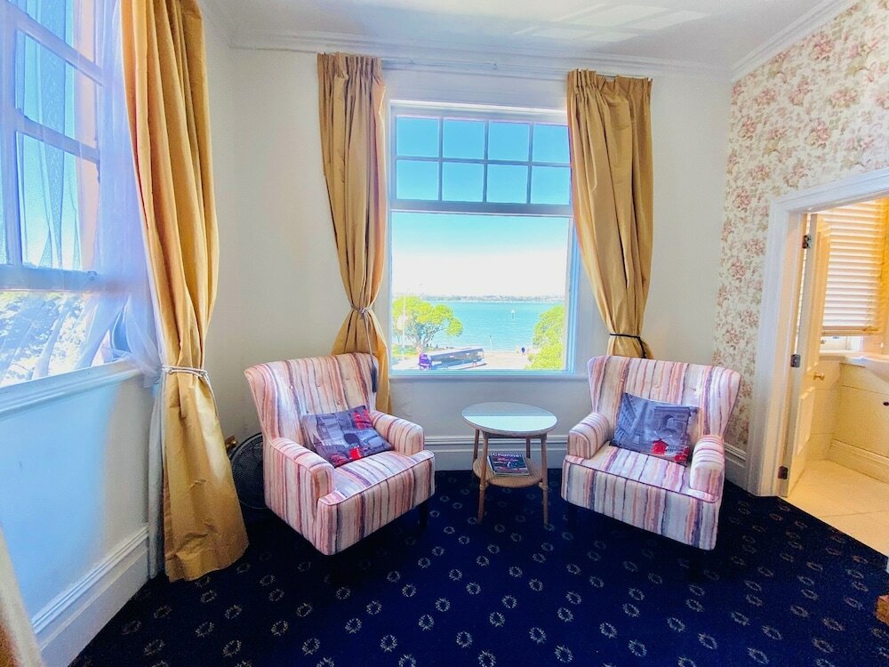 Фото The Esplanade Hotel