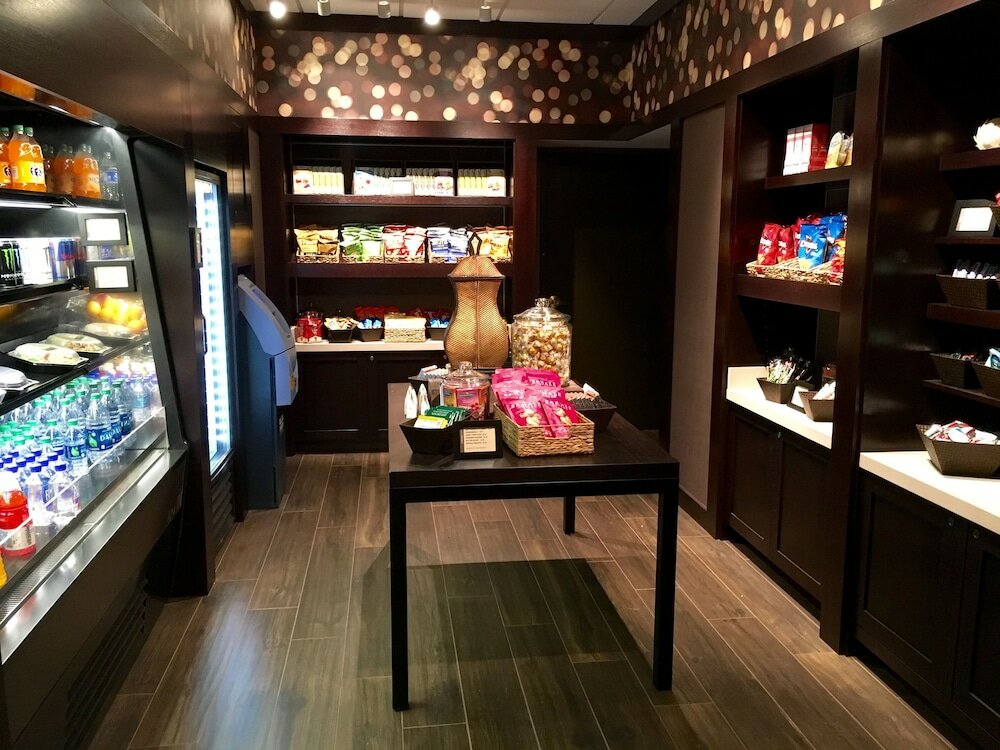 Фото Sheraton Indianapolis City Centre Hotel